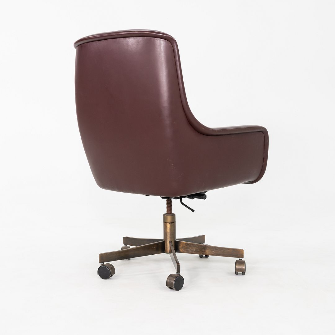 Executive Desk Chair