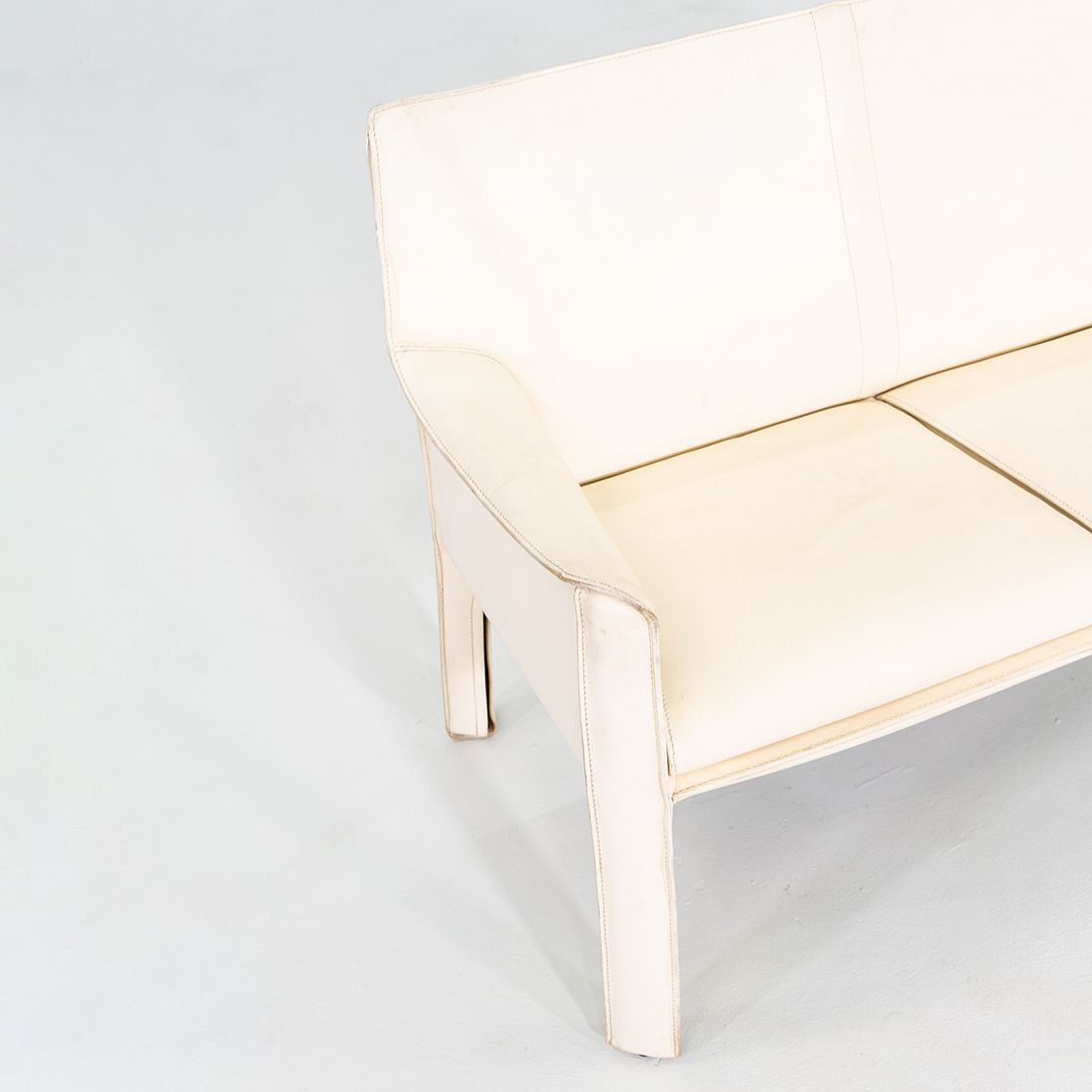 Cab 414 Loveseat