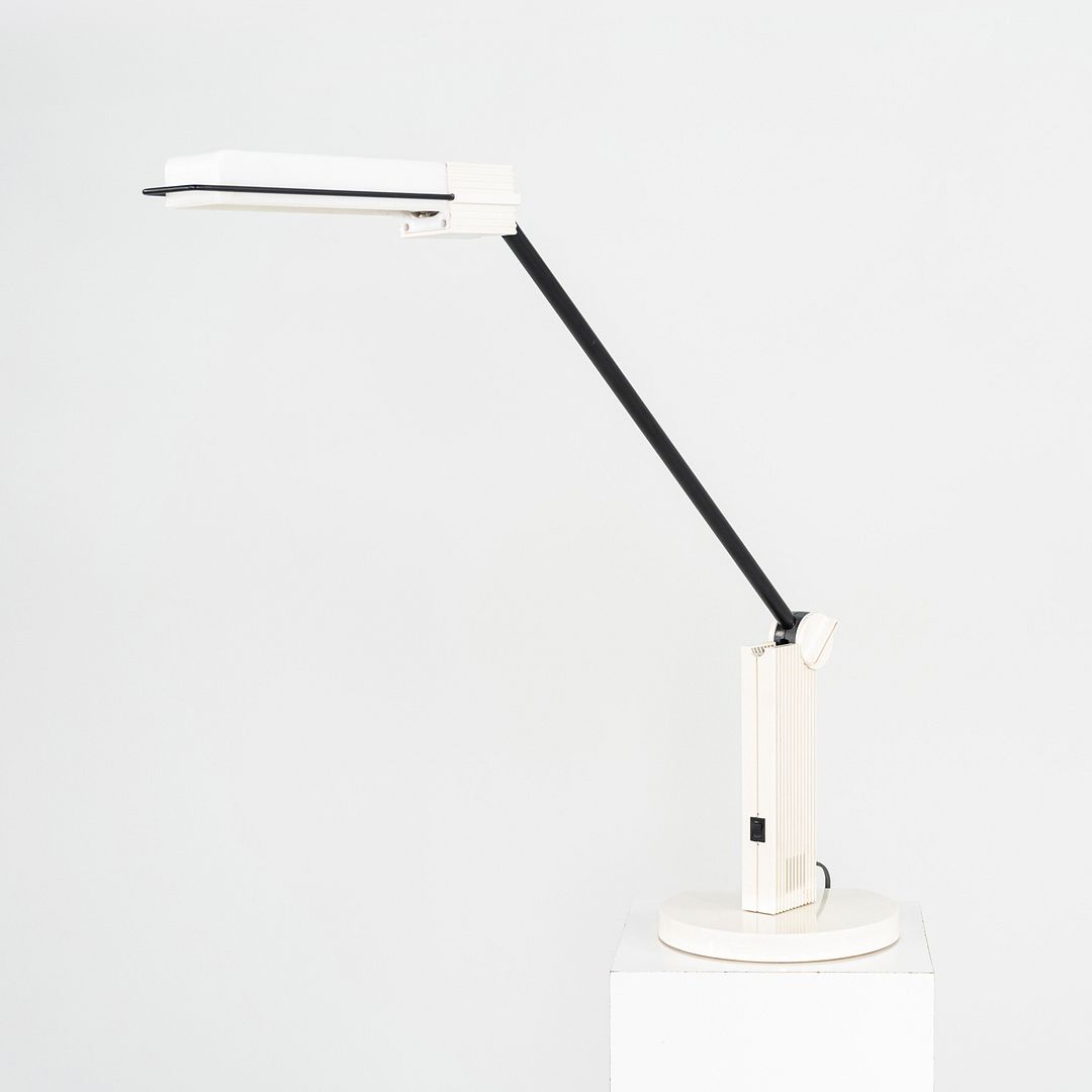 Alistro Lamp