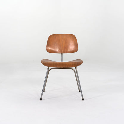 DCM Chair