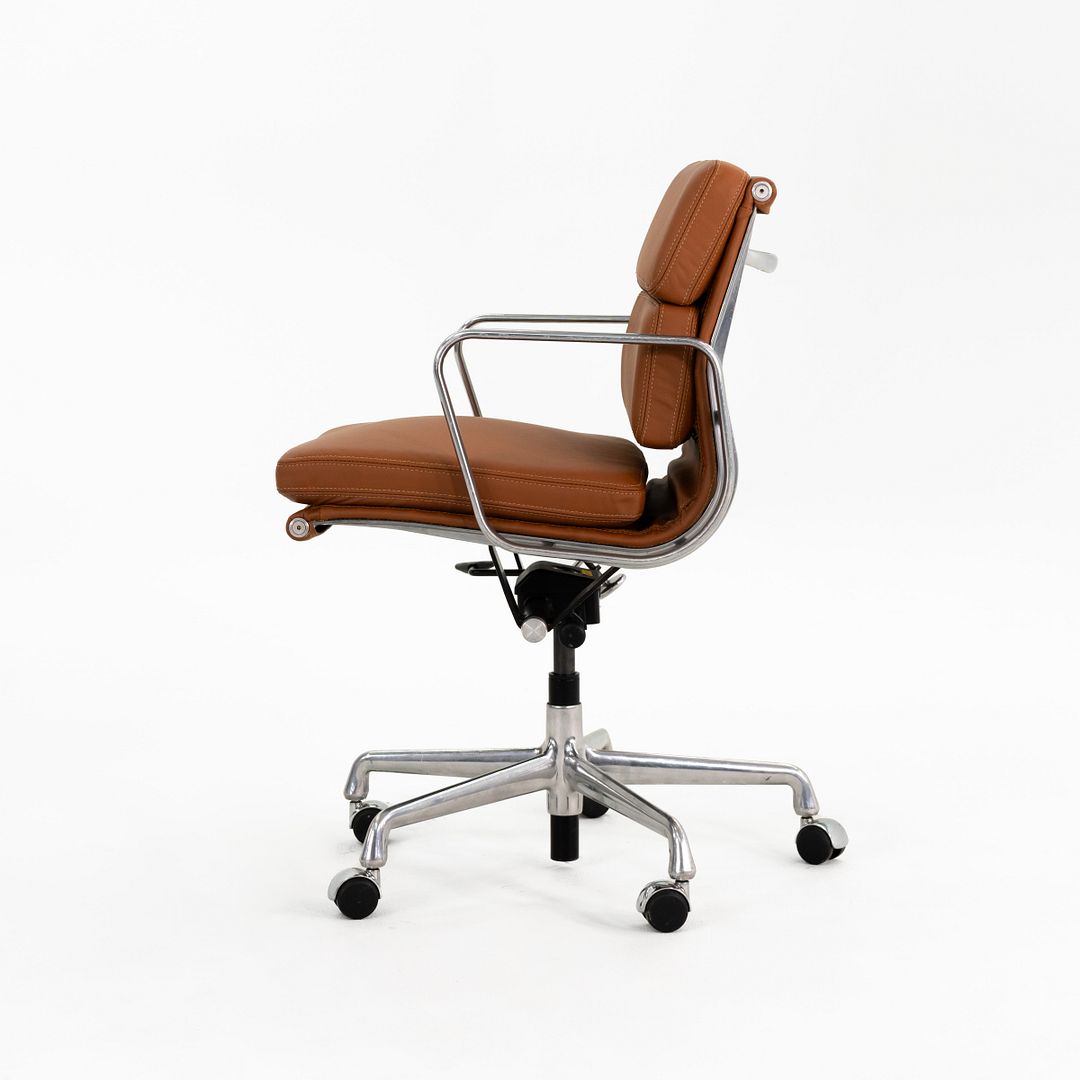 Aluminum Group Soft Pad Management Desk Chair, Model EA435