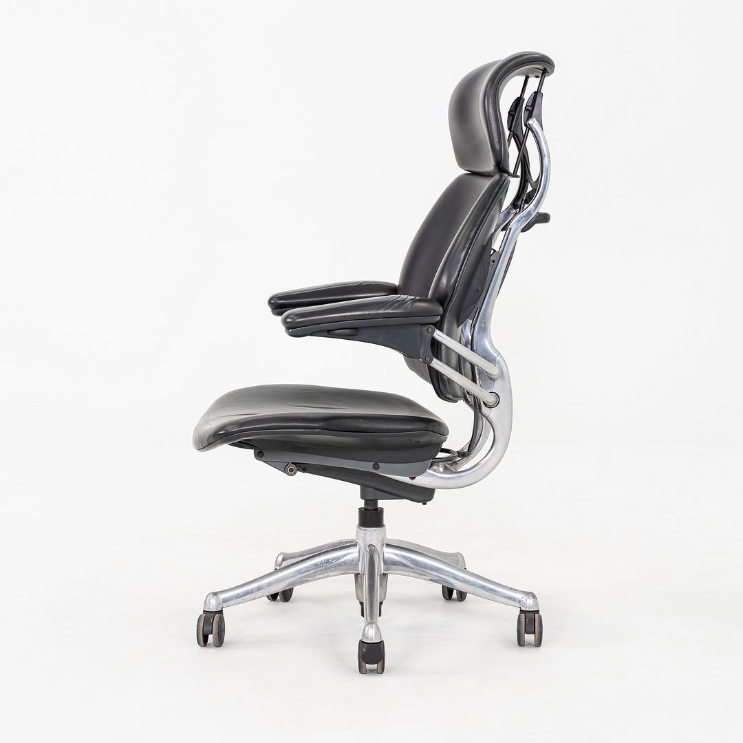 Freedom Desk Chair
