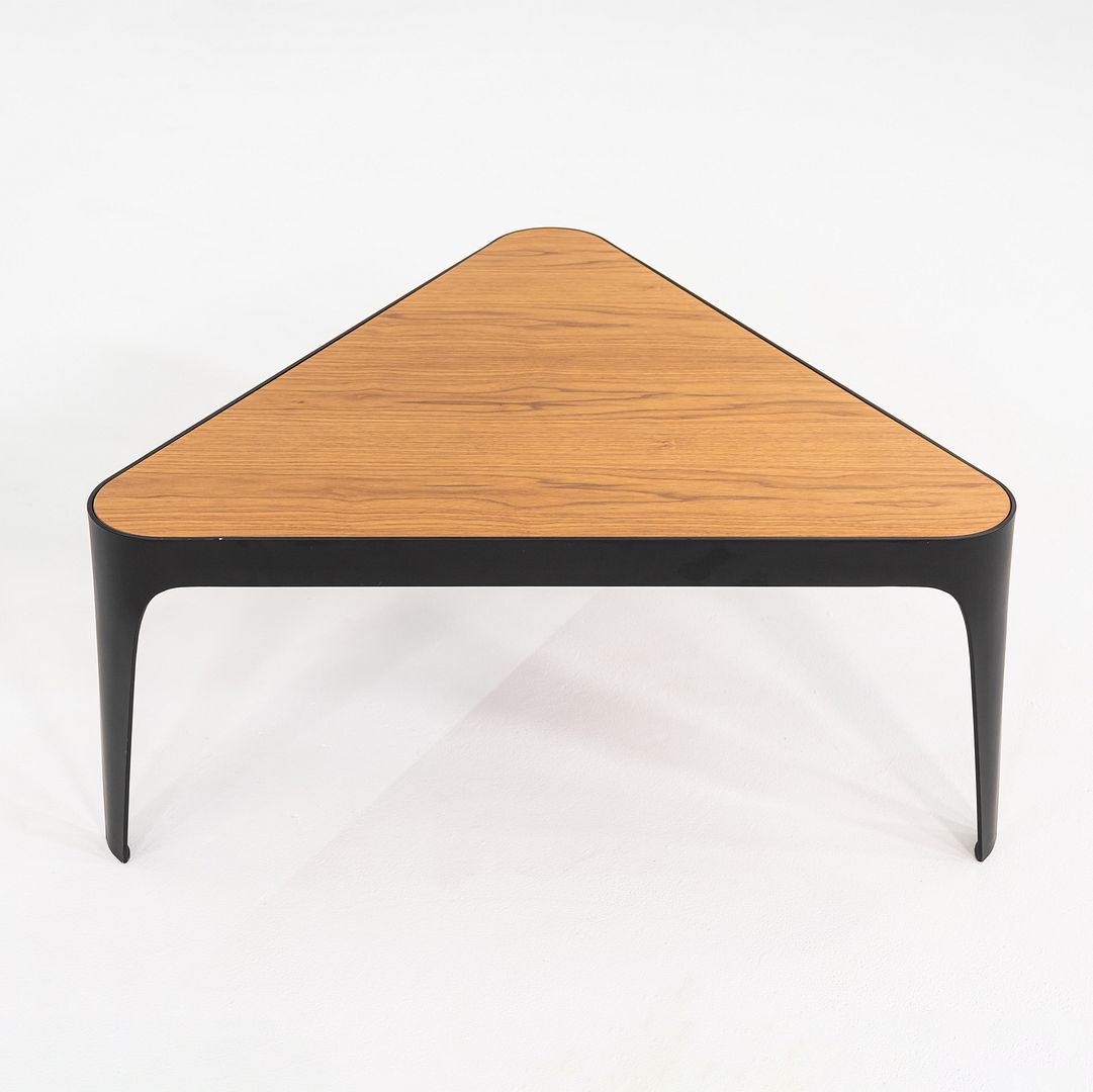 Adele Table
