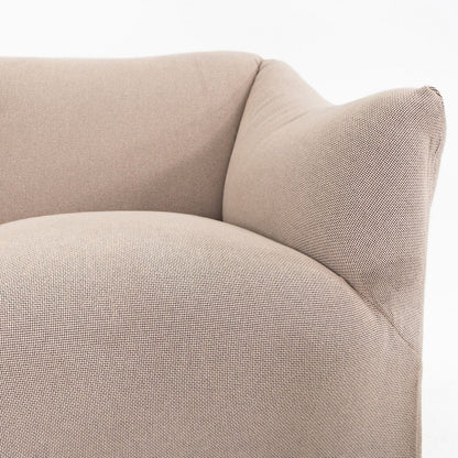 685 Loveseat Sofa