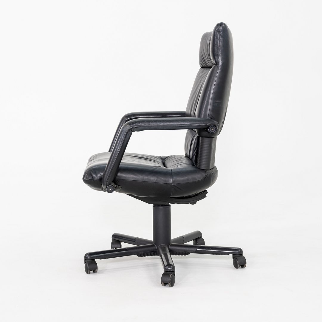 Figura Desk Chair