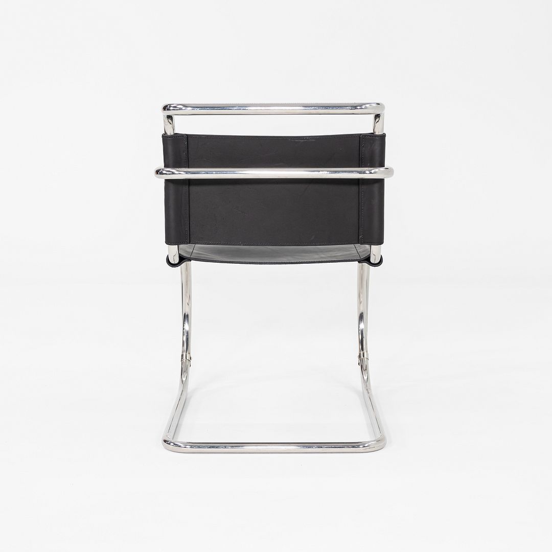 MR20 Arm Chair
