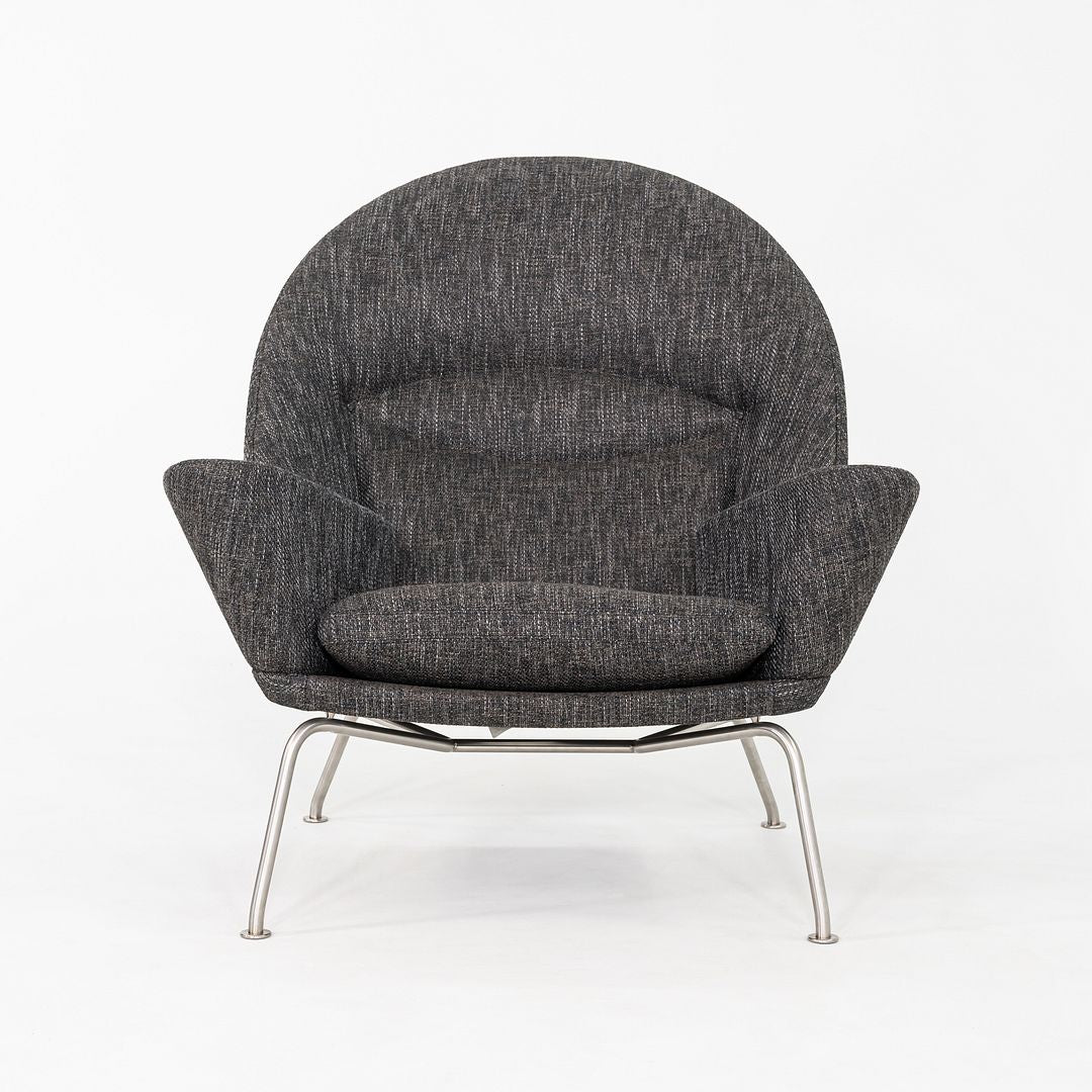 CH468 Oculus Lounge Chair and Ottoman
