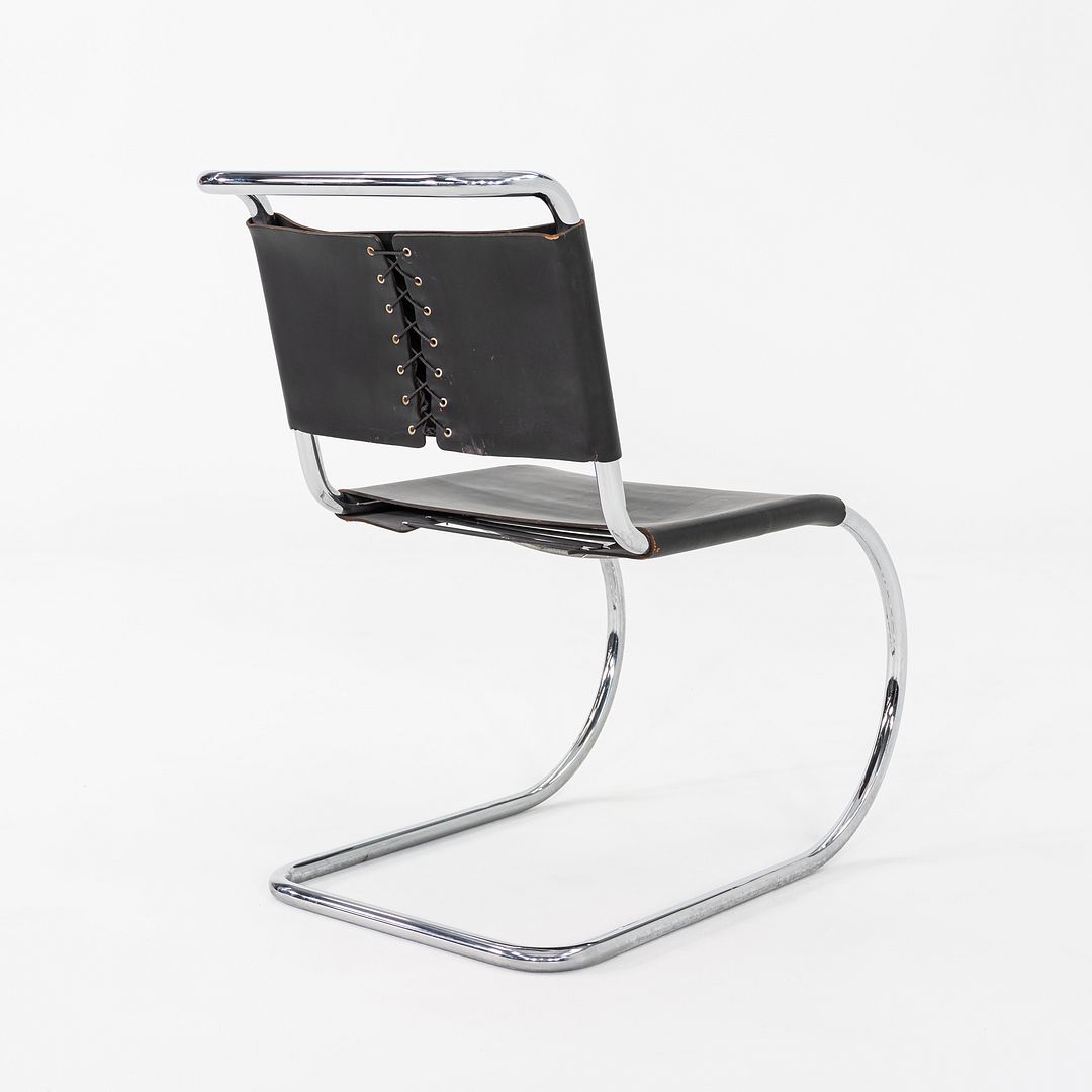 MR10 Chair