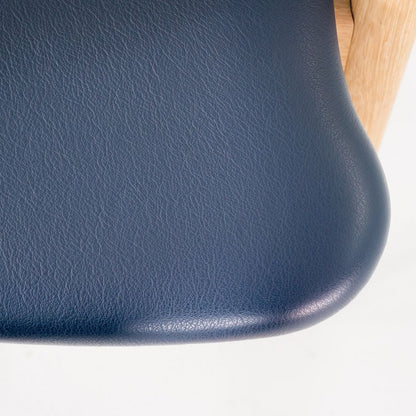 CH29 Sawbuck Chair
