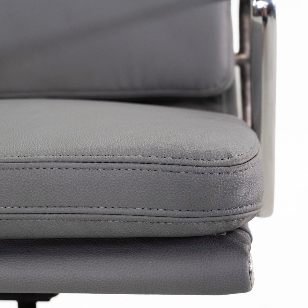 Soft Pad Management Desk Chair, Model EA435