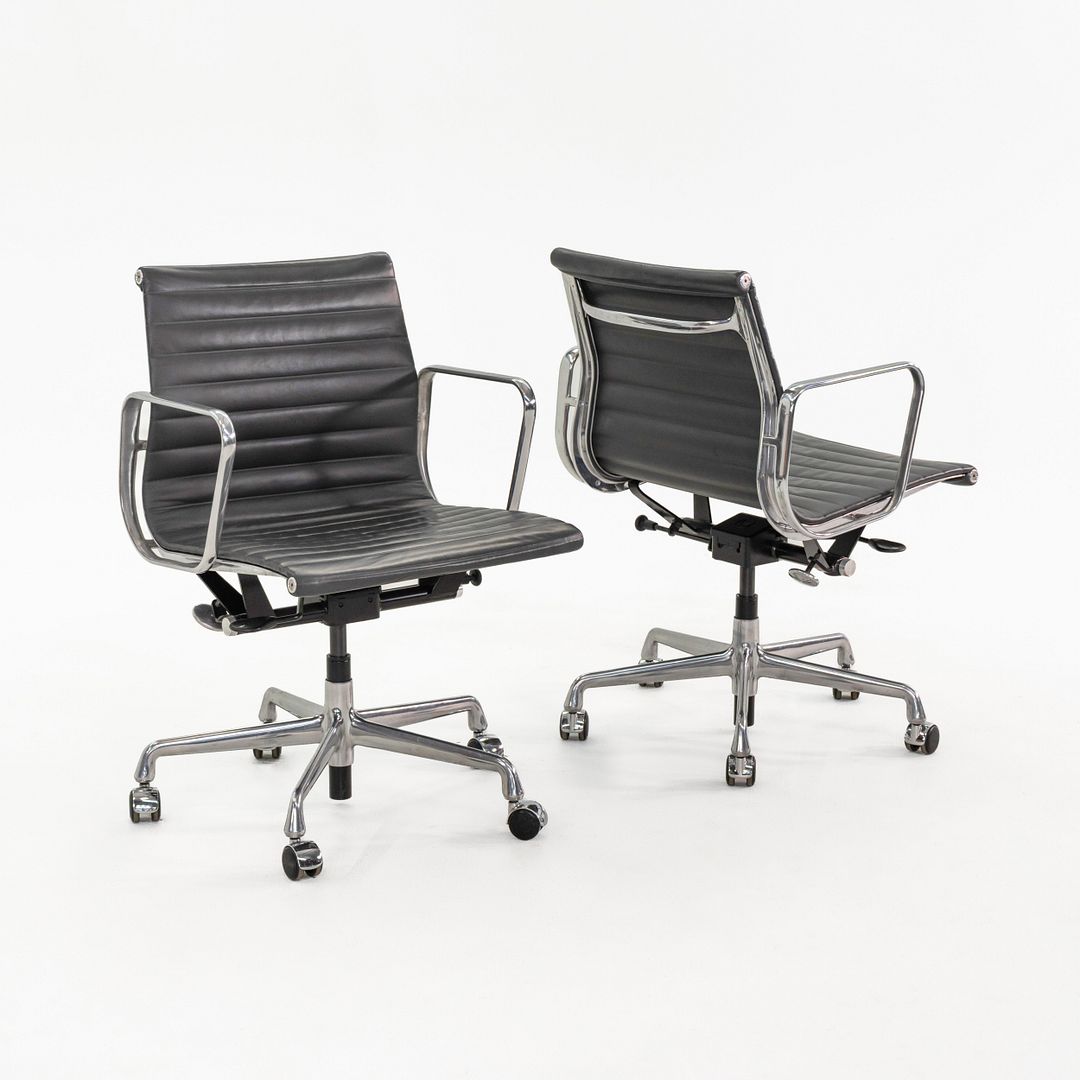 Aluminum Group Management Desk Chair, Model EA335