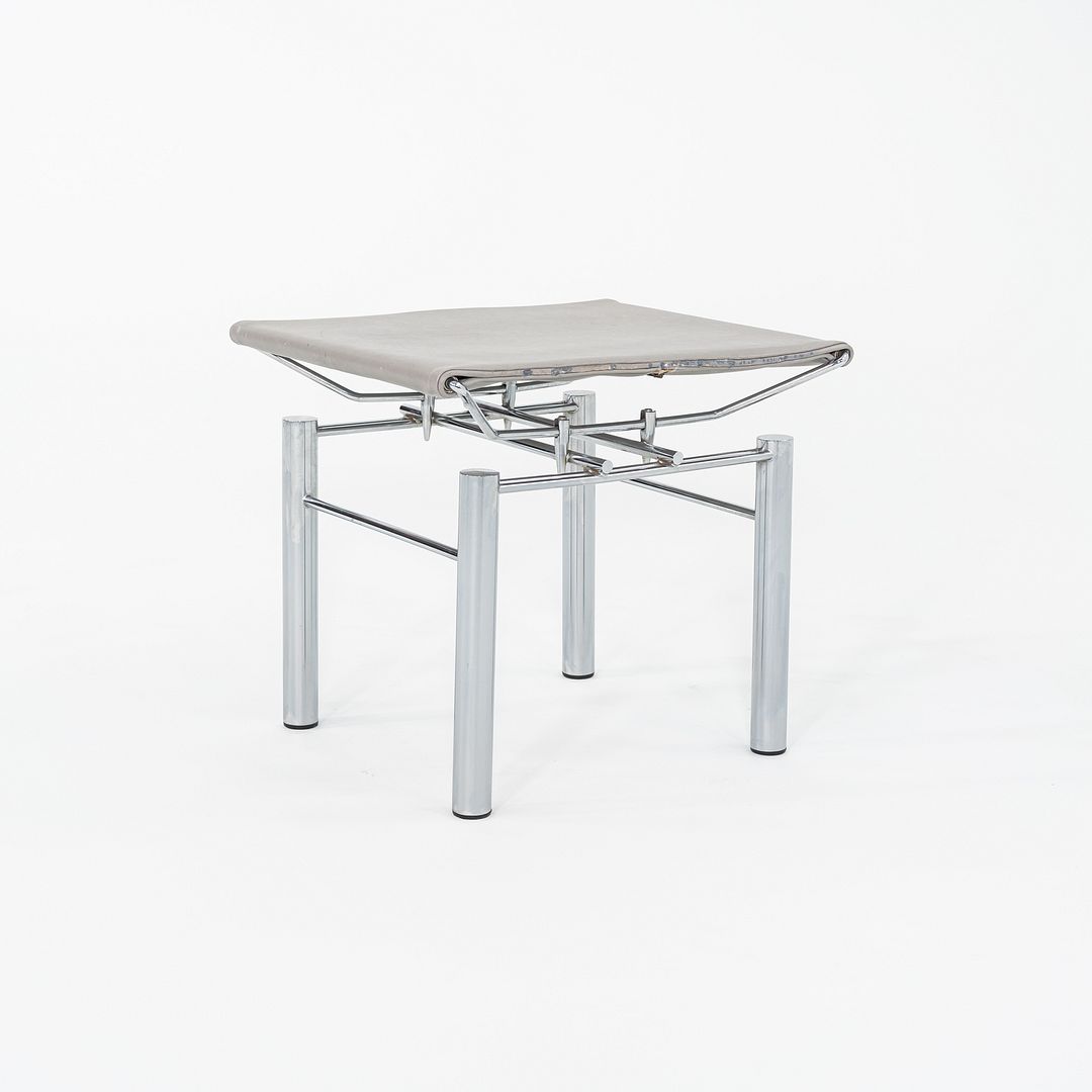 8600 Stool