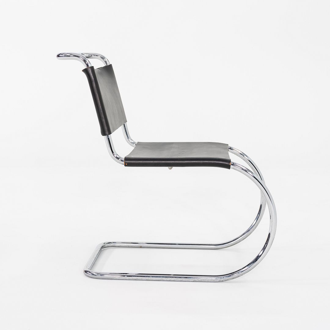 MR10 Chair