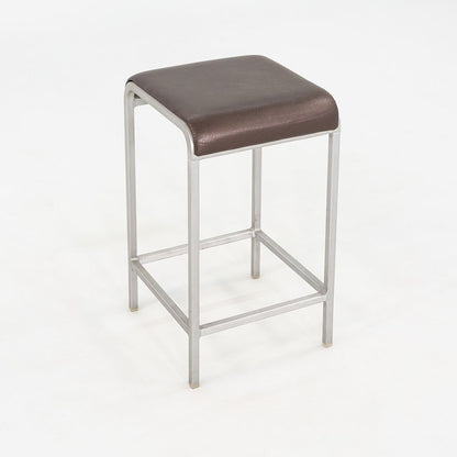 20-06 Stool
