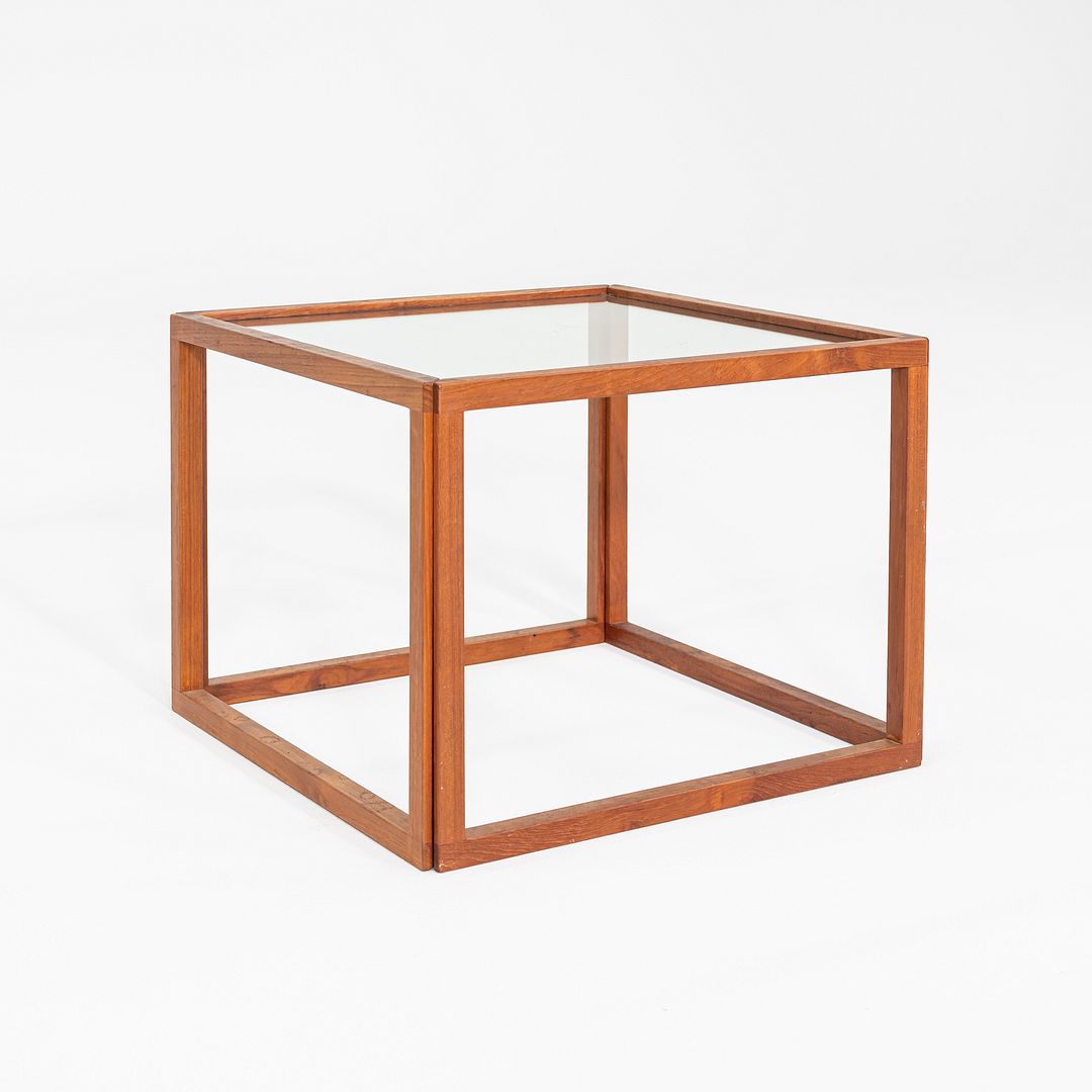Cube Table