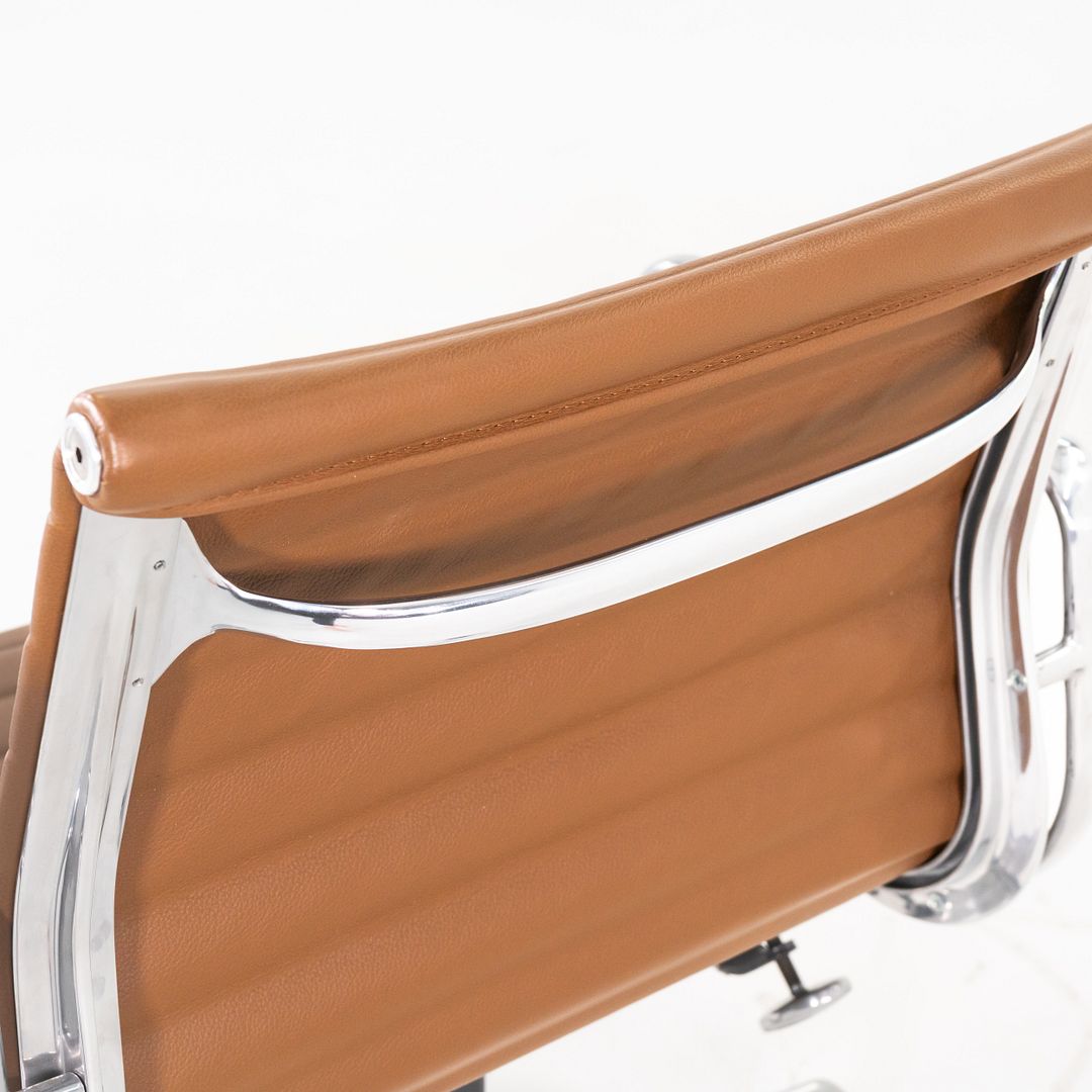 Aluminum Group Management Desk Chair, Model EA335