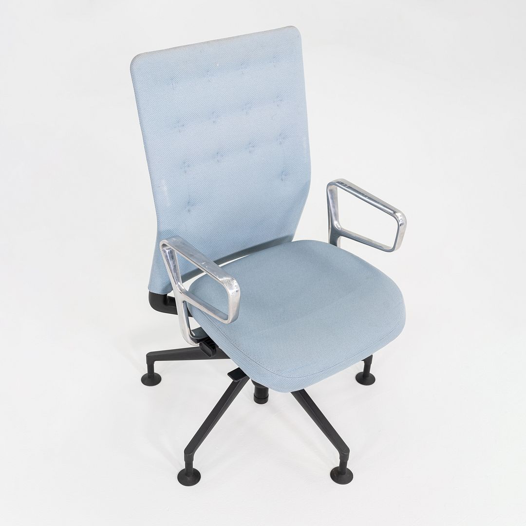ID Trim Desk Chair