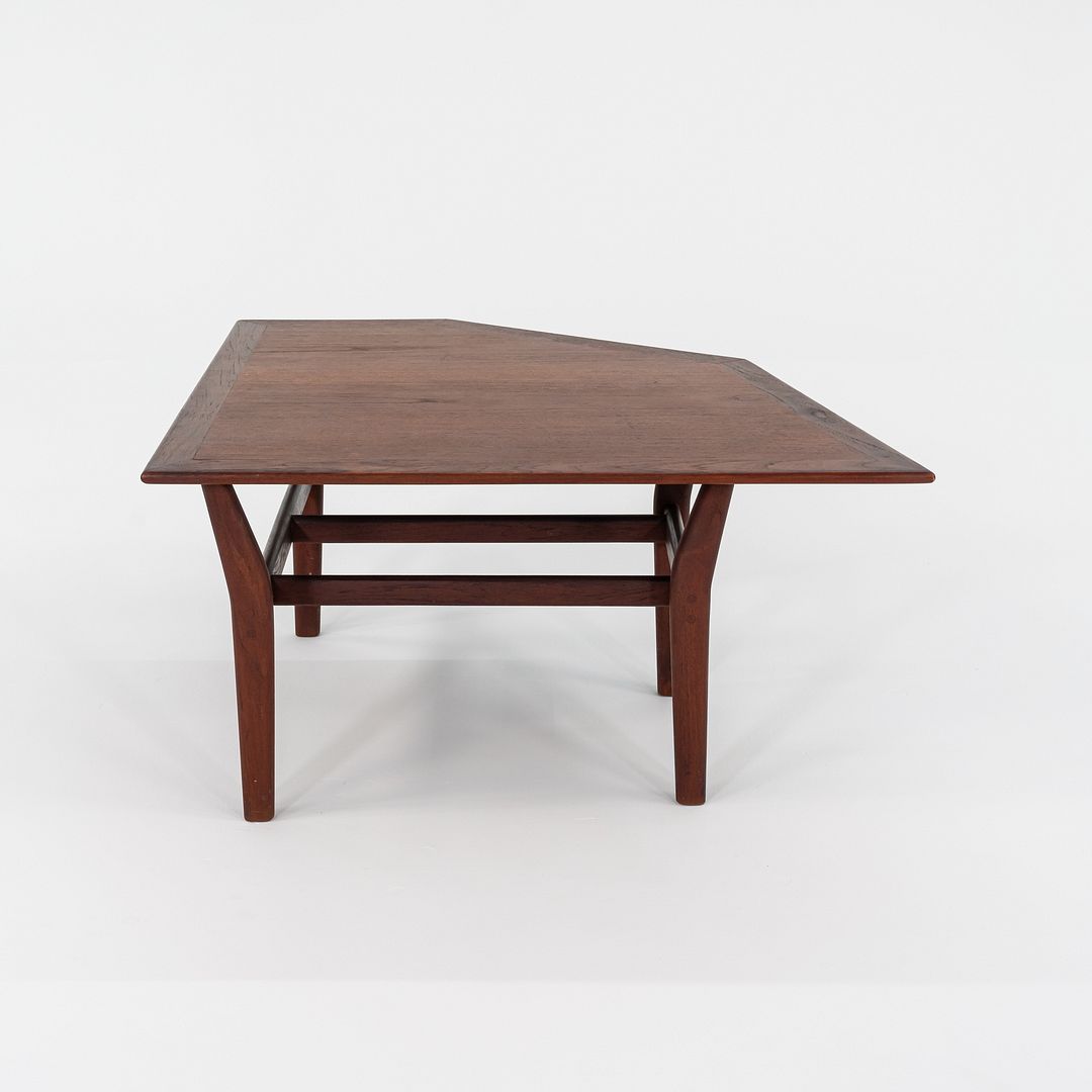 Corner Table Desk