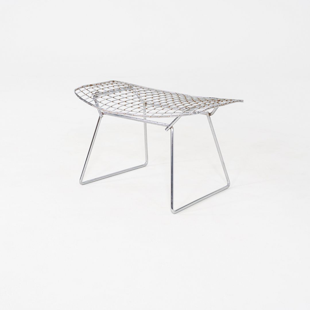 Bertoia Bird Lounge Ottoman