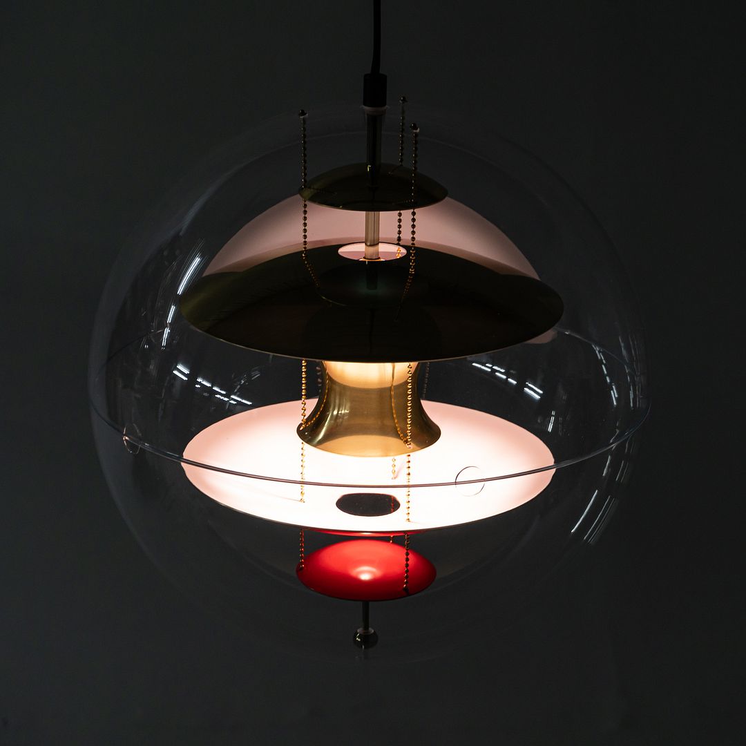 VP Globe Pendant