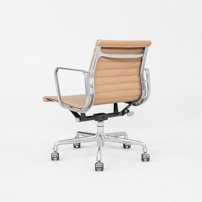 Aluminum Group Management Desk Chair, Model EA335