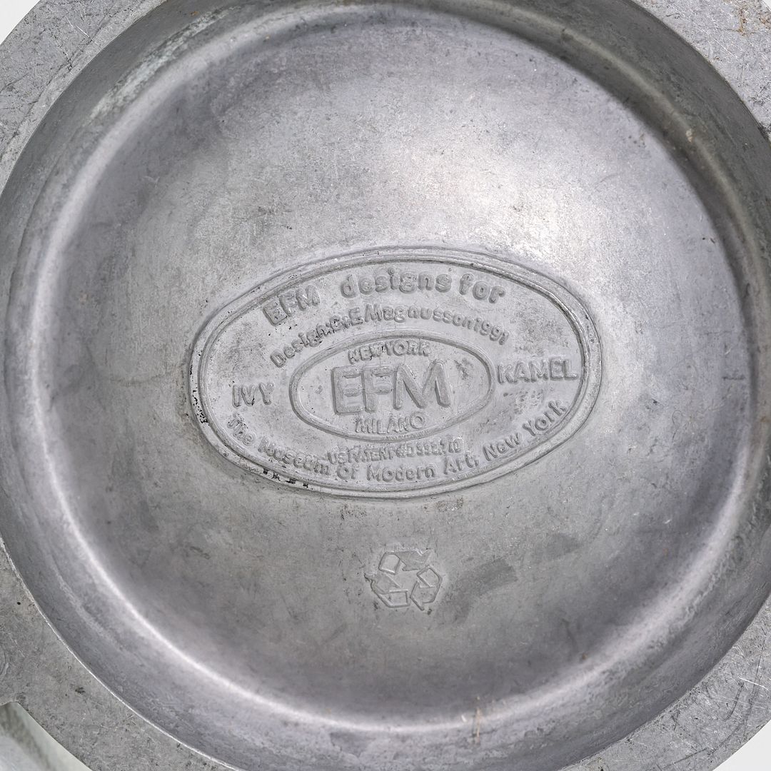 Ivy' Trefoil Umbrella Stand