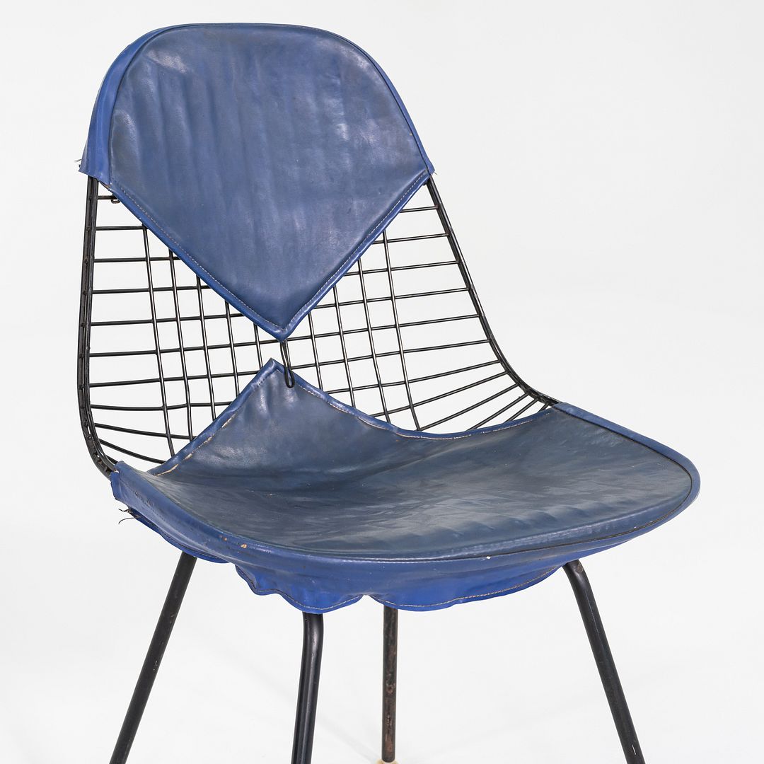 DKX-1 Chair