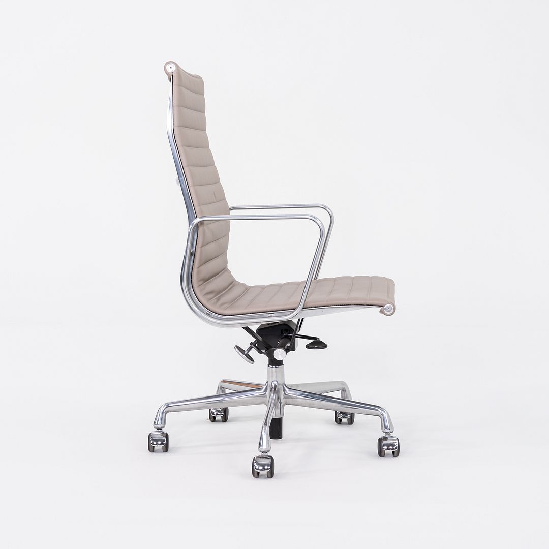 Aluminum Group Executive Desk Chair, Model EA337
