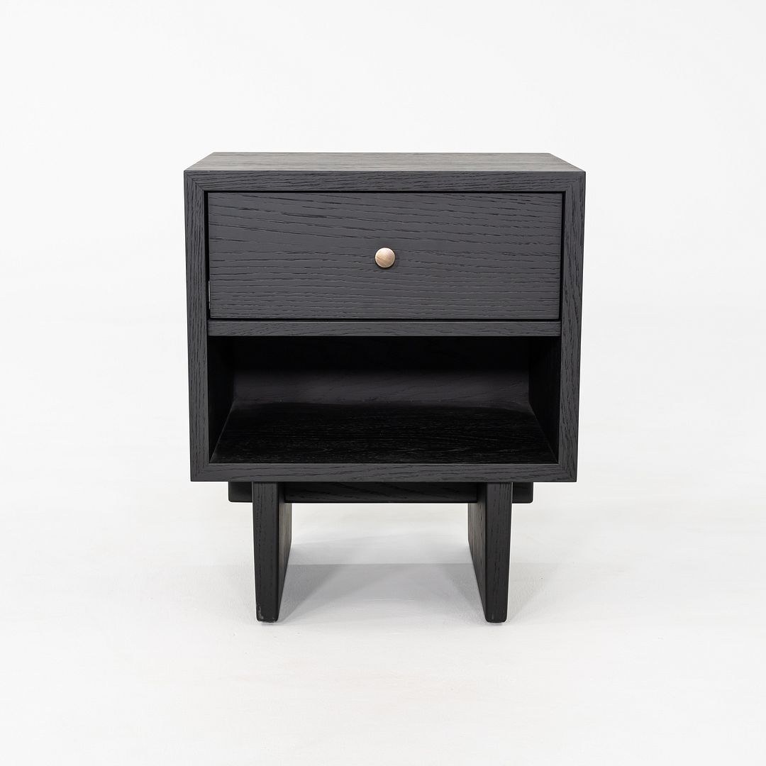 Private Side Table