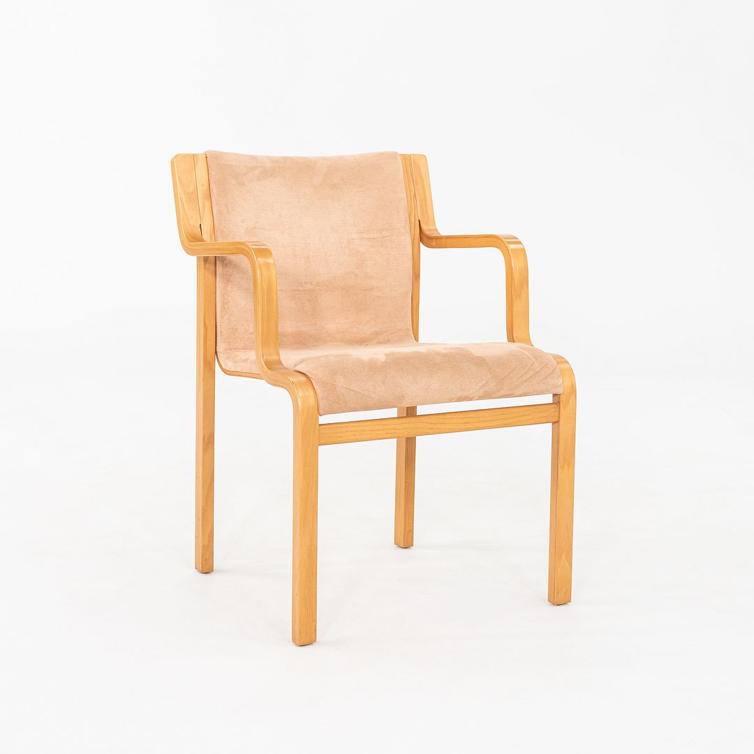 Opalen Chair