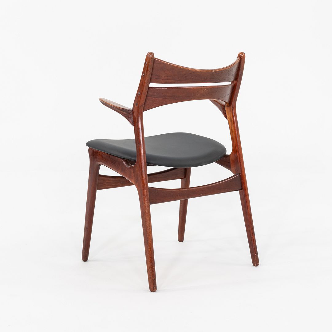 Model 310 Armchair
