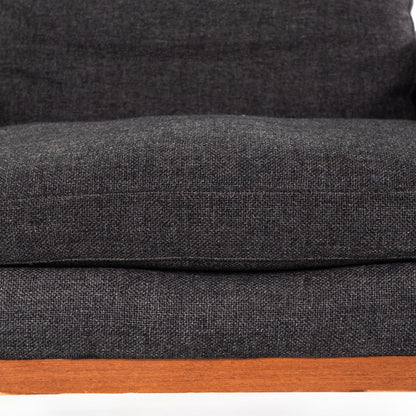 Model 500 Lounge Chair