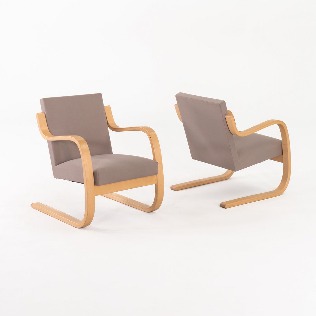 402 Lounge Chair