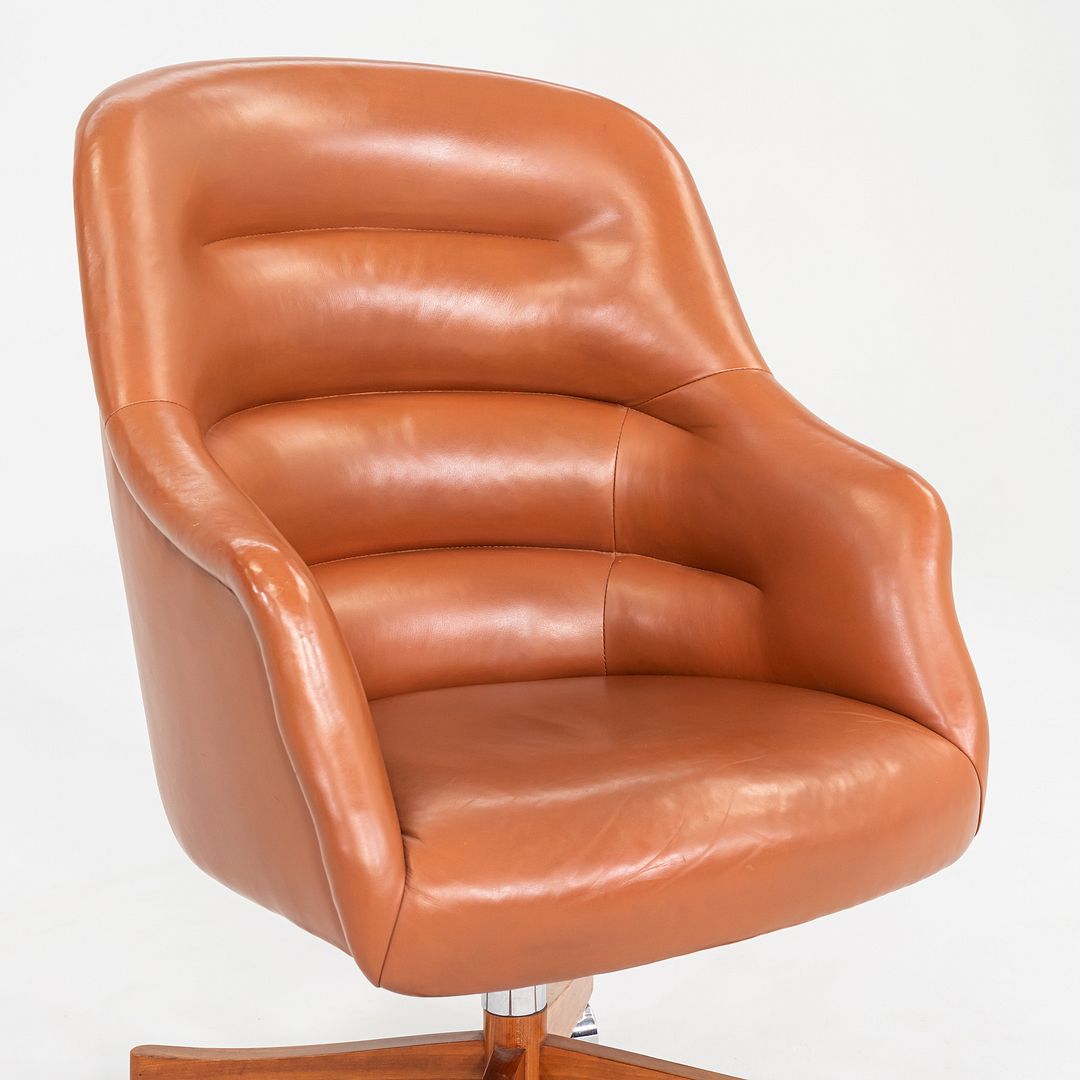 Executive Desk Chair