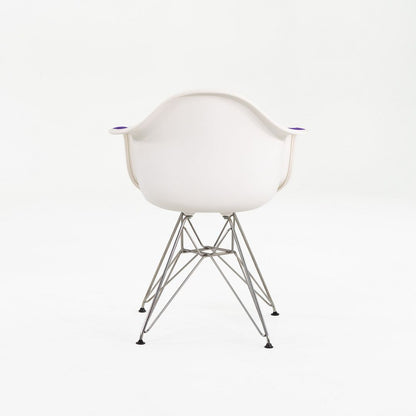 DAR Armchair