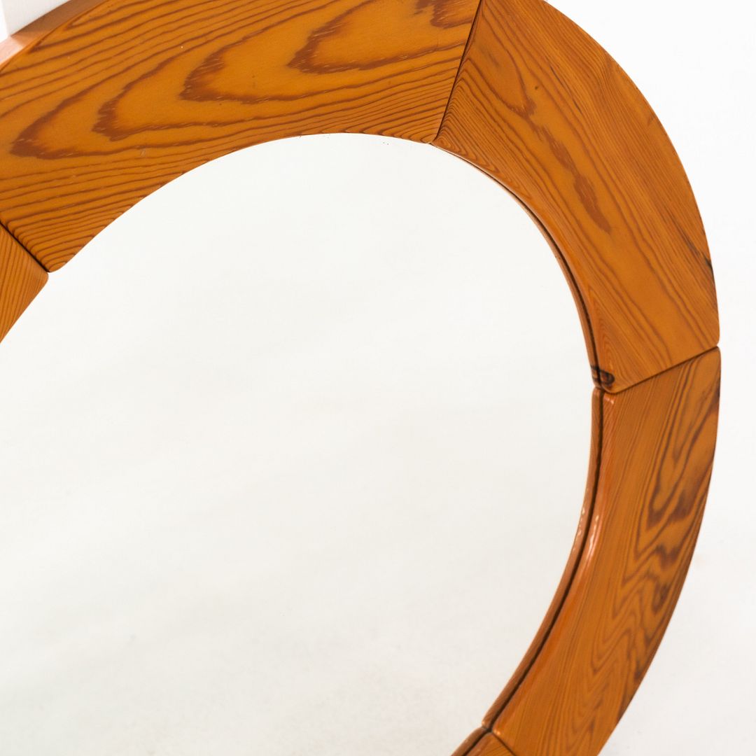 Round Mirror