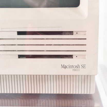 Apple Macintosh SE FD-HD Computer