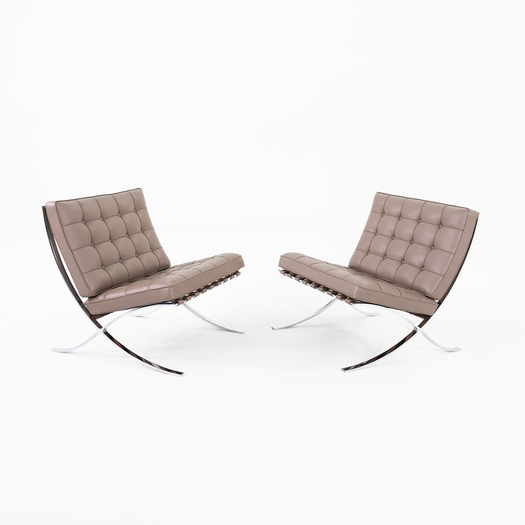 Barcelona Chair, Model 250LC