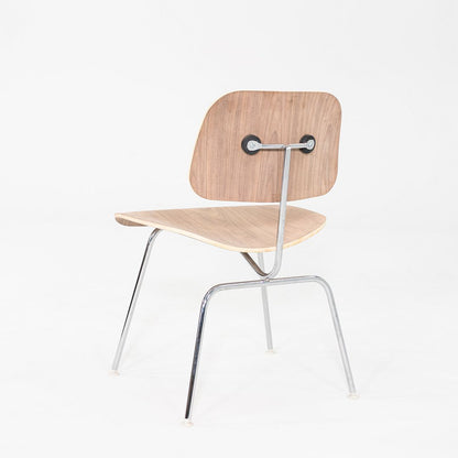 DCM Chair
