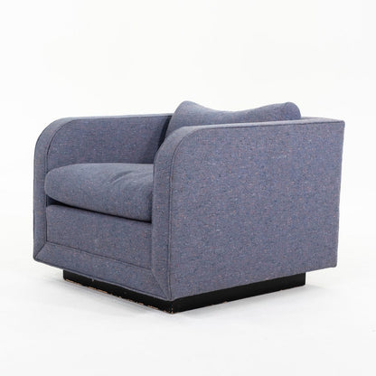 CH.86P Tuxedo Lounge Chair