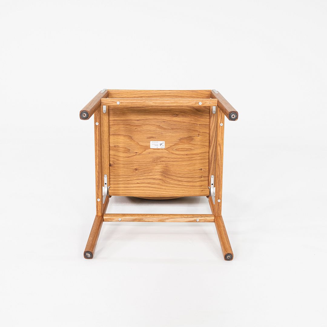 Standard Mariposa Chair