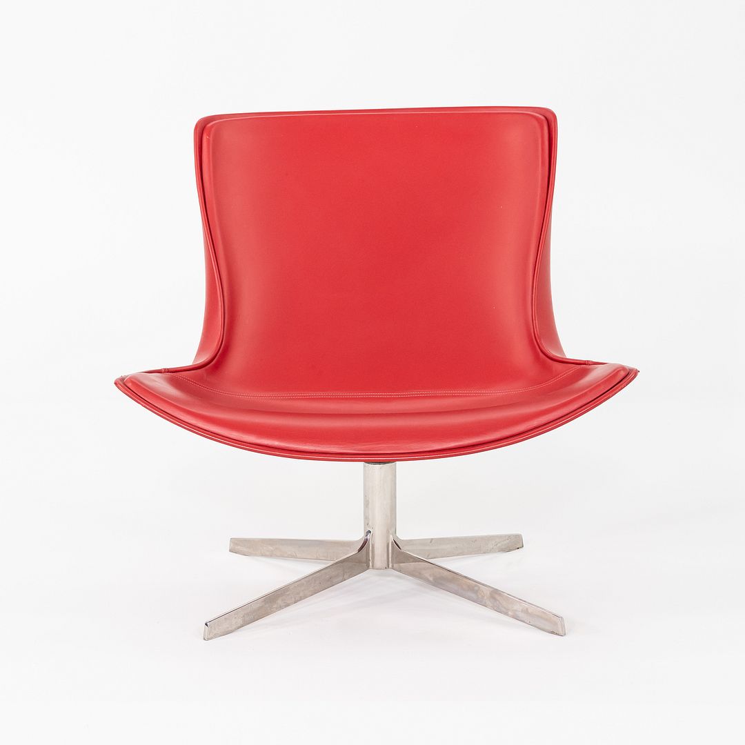 Vika Lounge Chair