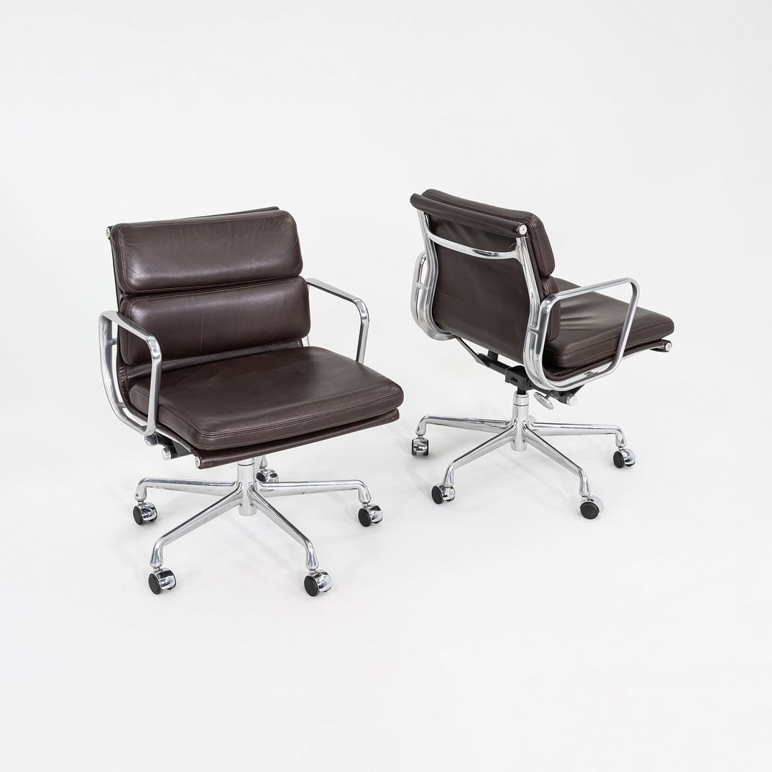 Soft Pad Management Chair, EA435