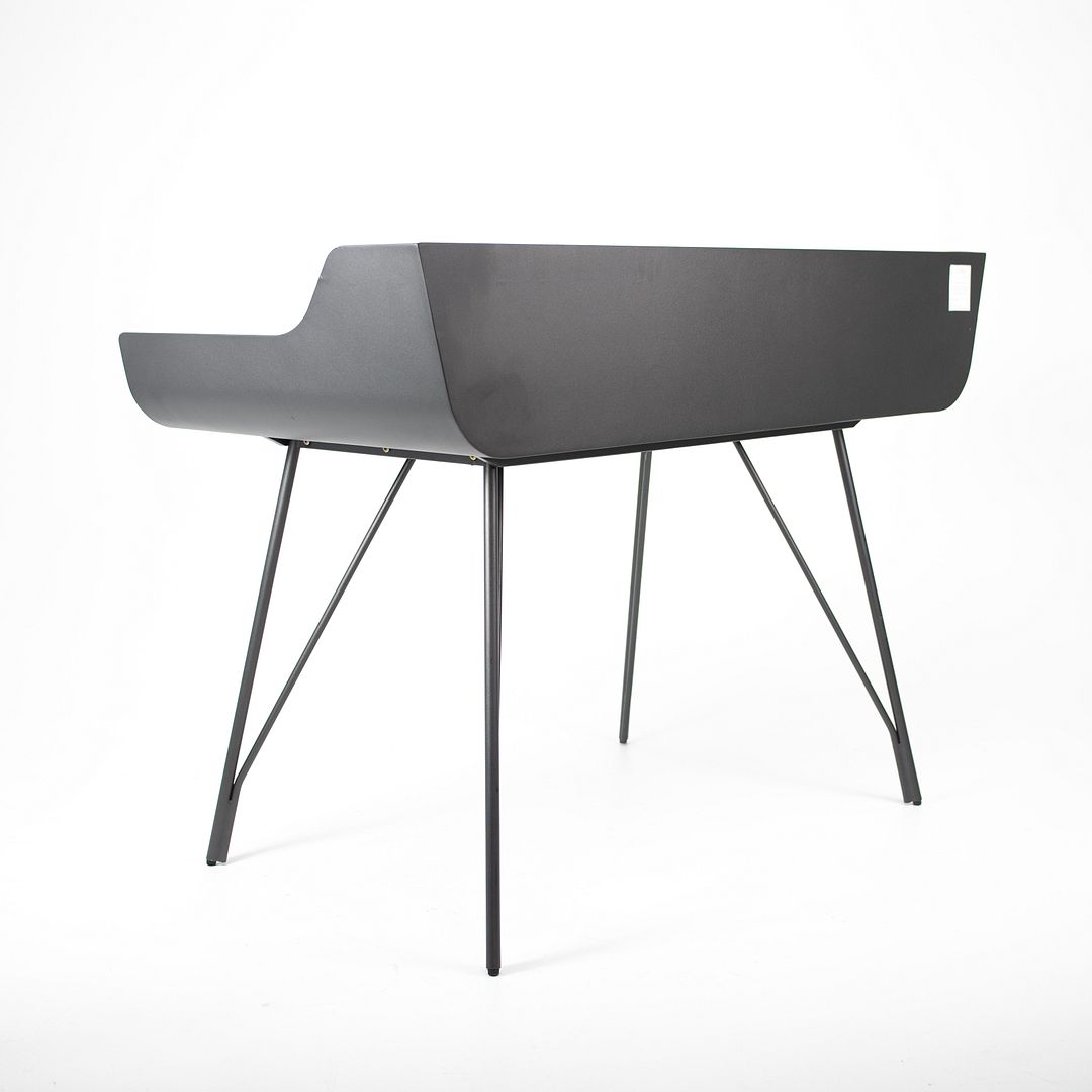 Noori Desk