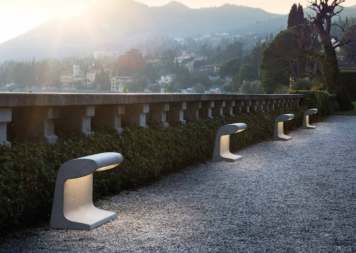 Borne Béton Grande Floor Lamp