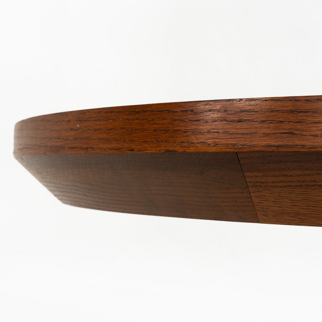 Oval Desk with Alpha Base