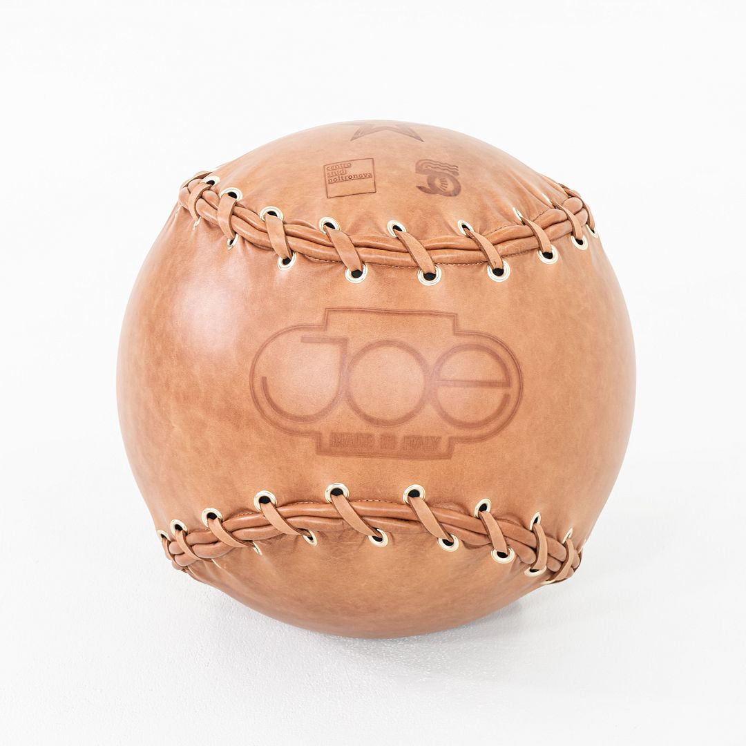 Joe Lounge Chair with Ball