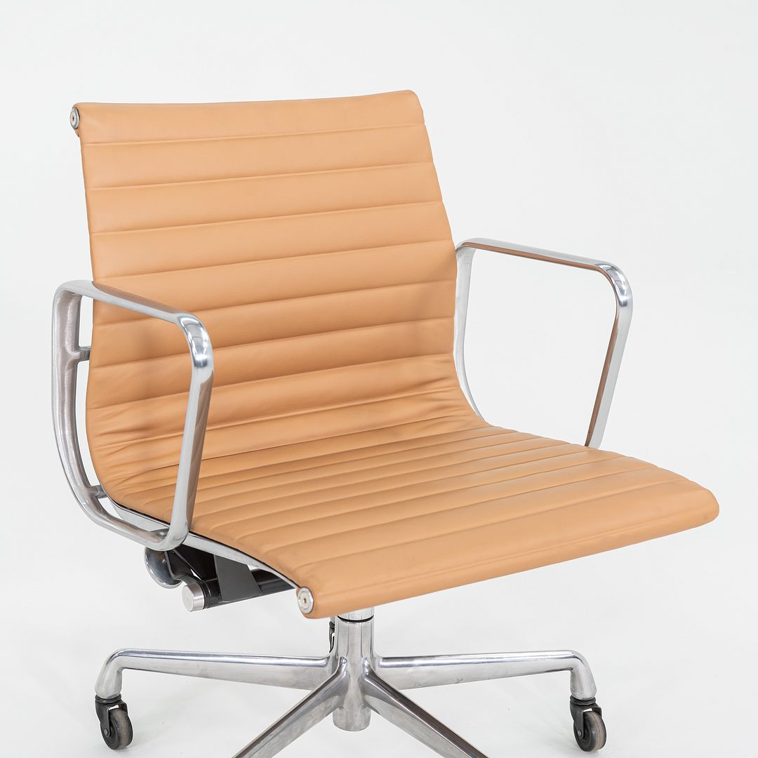 Aluminum Group Management Chair, Model EA335