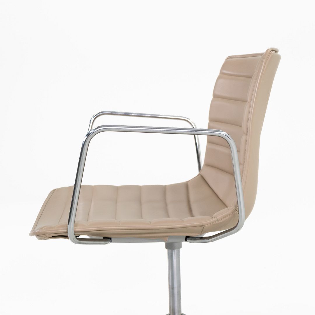 Catifa 53 Desk Chair