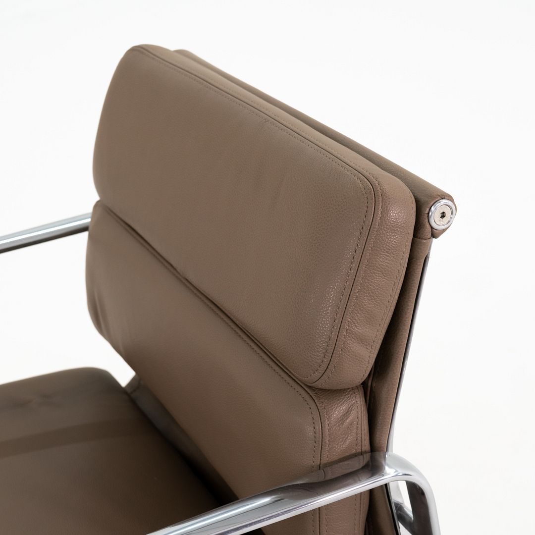 Soft Pad Management Desk Chair, Model EA435